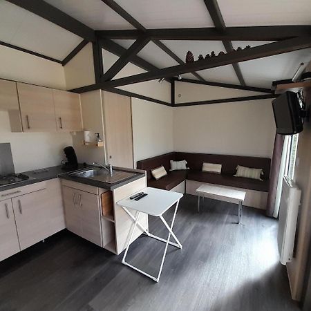 Camping Au Tour De L'Aveyron LʼHospitalet-du-Larzac エクステリア 写真