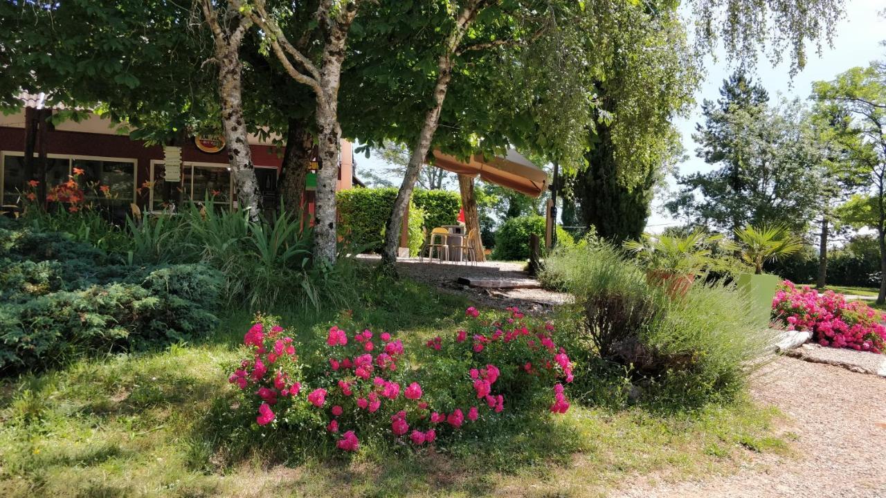 Camping Au Tour De L'Aveyron LʼHospitalet-du-Larzac エクステリア 写真
