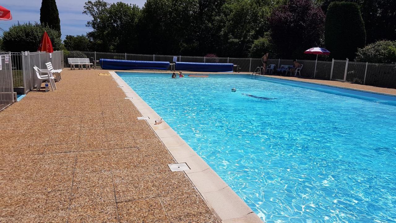Camping Au Tour De L'Aveyron LʼHospitalet-du-Larzac エクステリア 写真