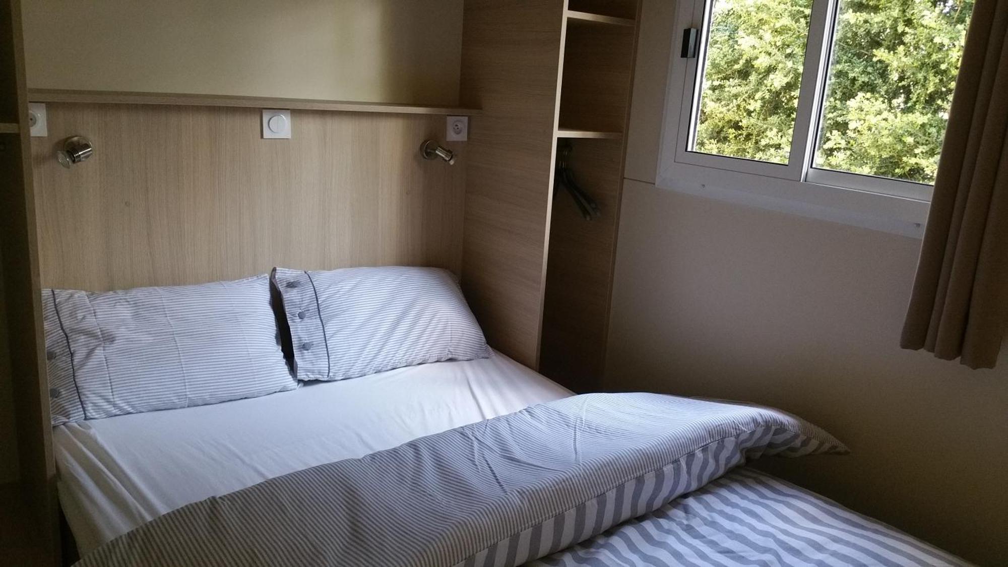 Camping Au Tour De L'Aveyron LʼHospitalet-du-Larzac 部屋 写真